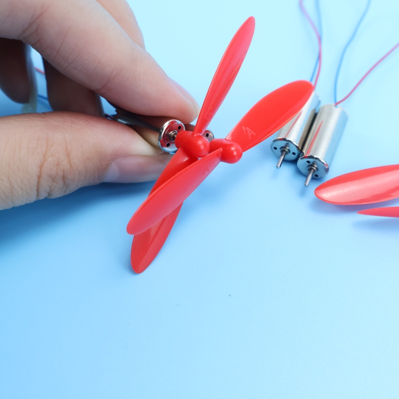 4 X DIY DC 3.7V 50000RPM 716中空 - Micro Fpv Quad のレビューと価格